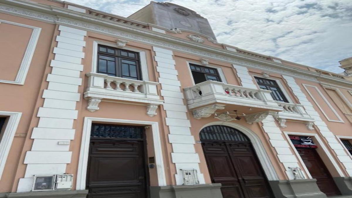 Lima House photo 2