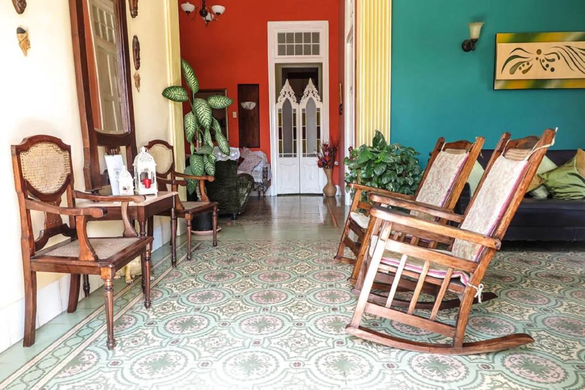 Hostal Balcones Consulado photo 2