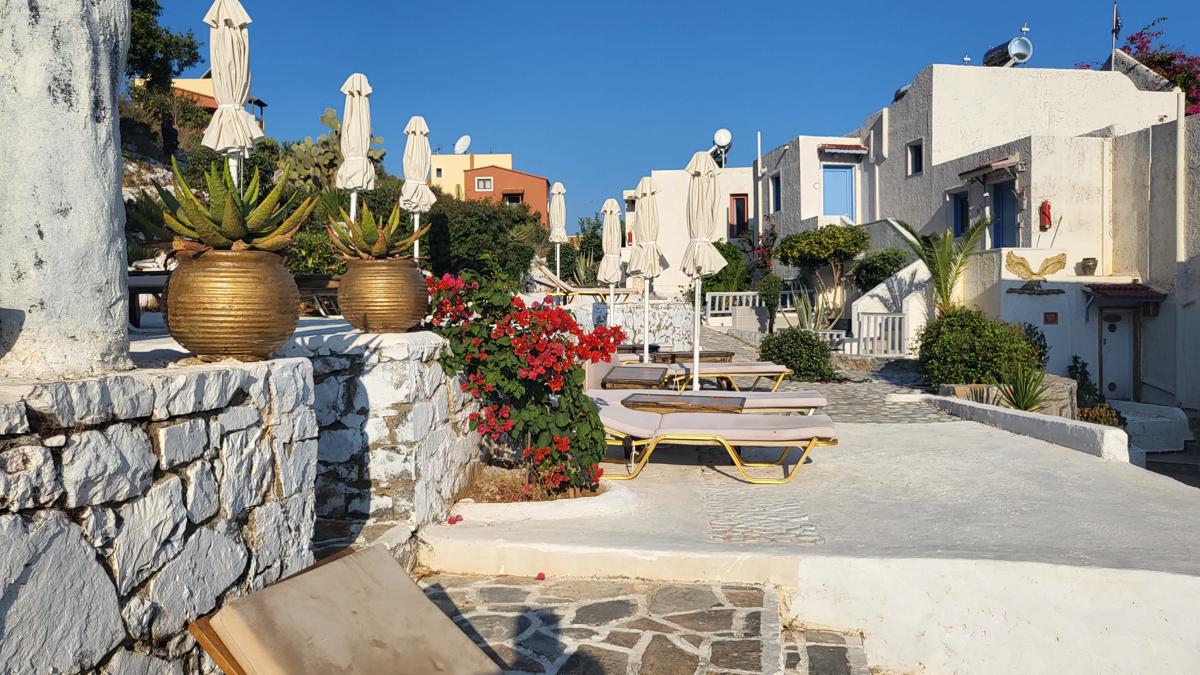Korifi Suites & Apts photo 3