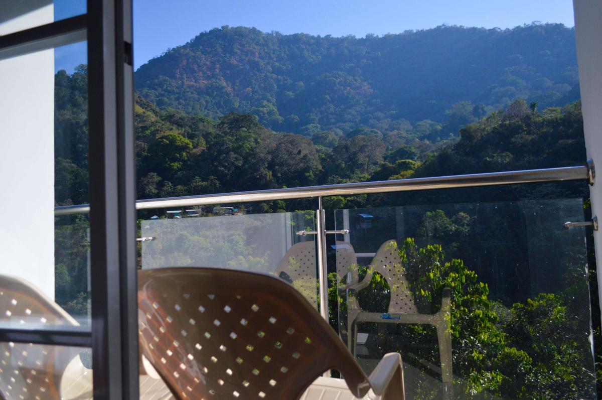 Hostal Montes De Beraka photo 3