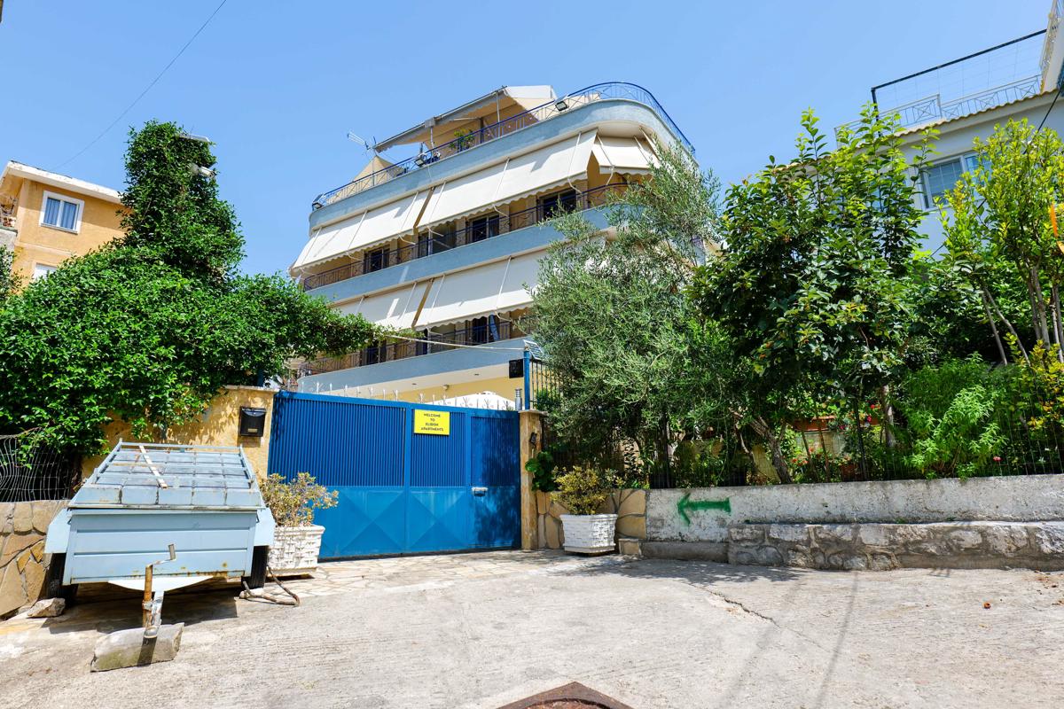 Elidon Apartments photo 2