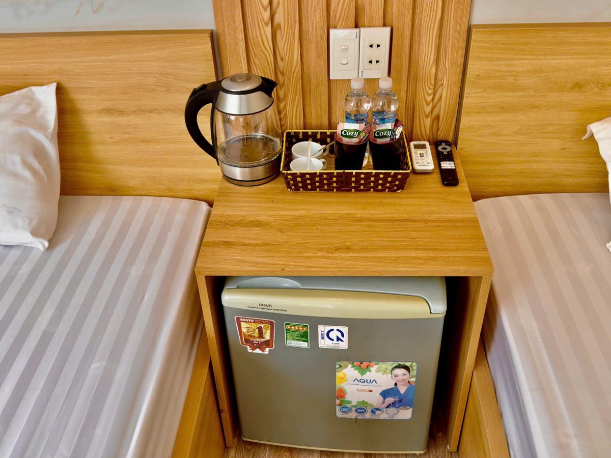 Van Phuong Hostel photo 2