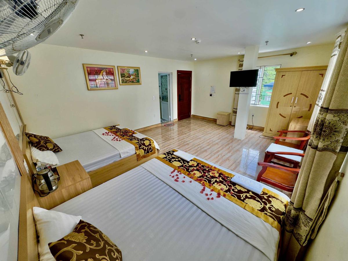 Van Phuong Hostel photo 4