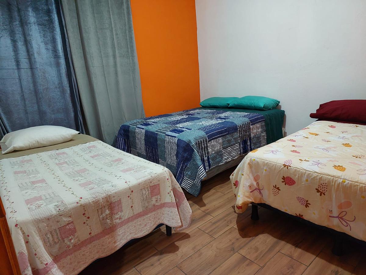Las Armonías Hostel photo 2