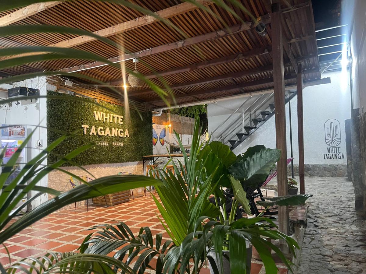 White Taganga photo 1