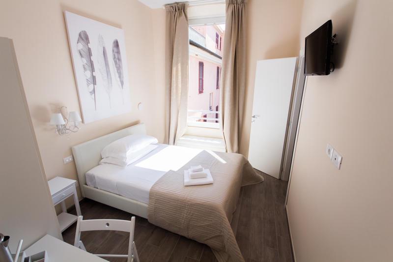 Emily Rooms photo 5