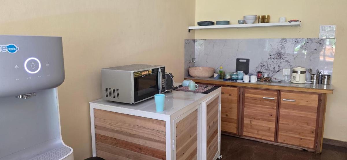 Hostel at Galle Face photo 6