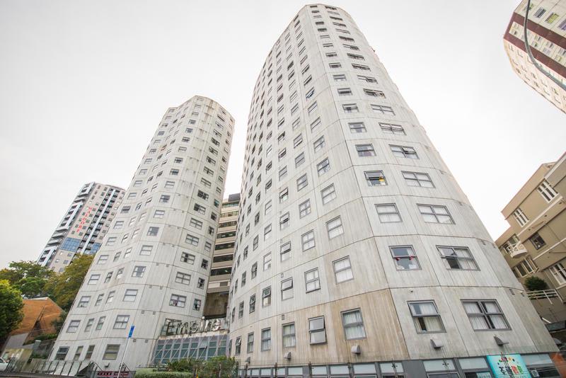 Empire Apartments photo 2