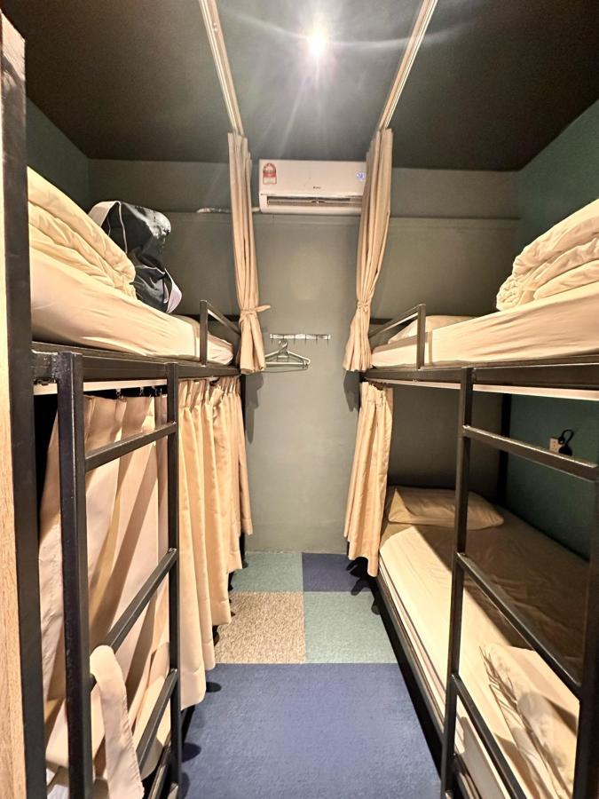 Vibrant Hostel photo 6