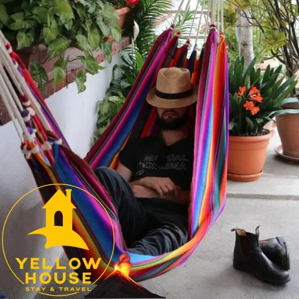 Yellow House Hostel photo 5