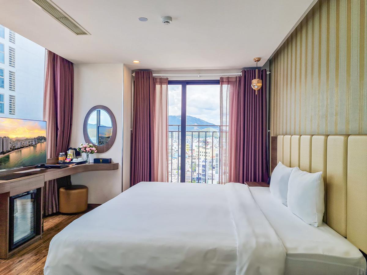 V Hotel Nha Trang photo 4