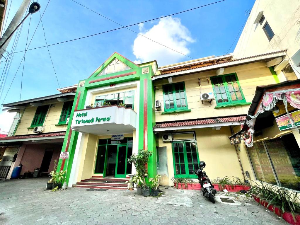 Hotel Tirtonadi Permai photo 2