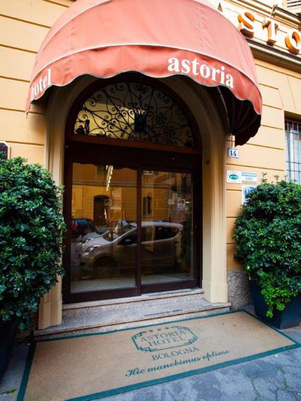 Astoria Hotel photo 1