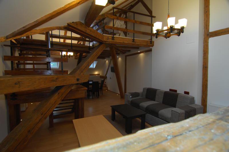 Main Square Apartments & More photo 3