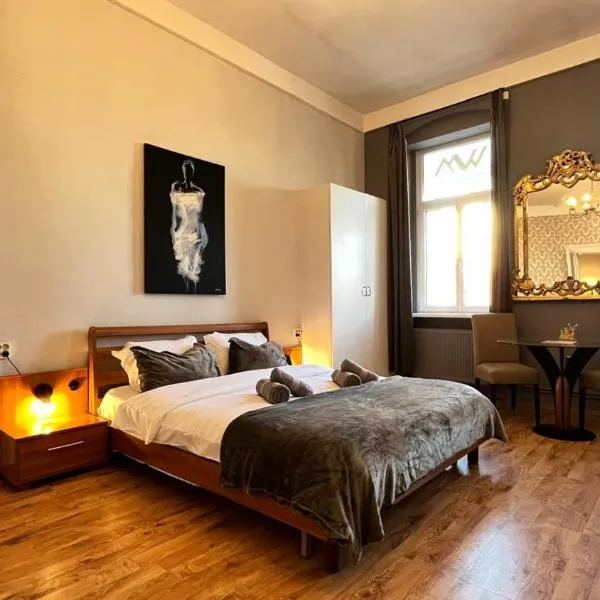 Main Square Apartments & More photo 4