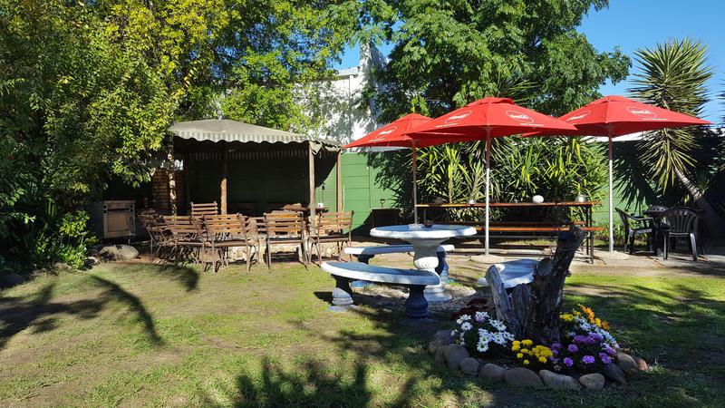 Stumble Inn Backpackers Lodge photo 1