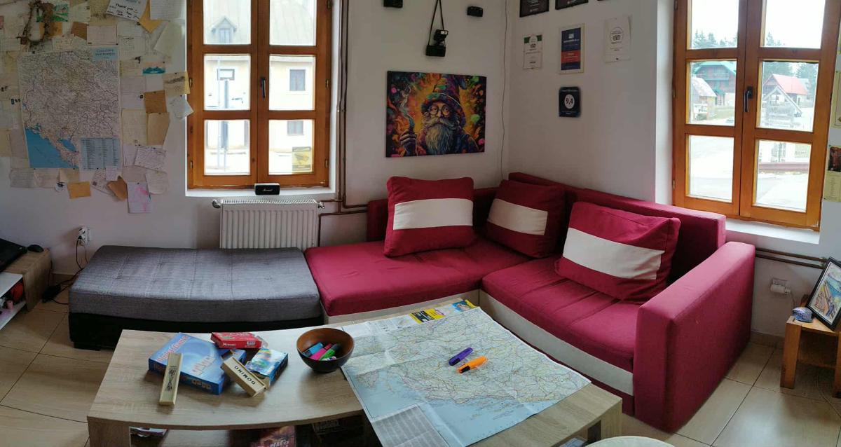 Hostel Hikers Den photo 3
