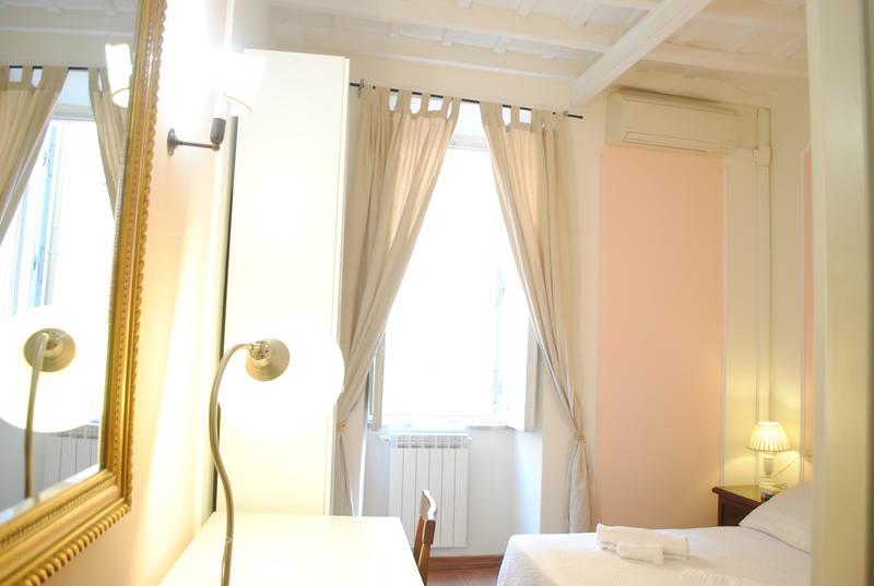 Dreaming Navona Rooms photo 3