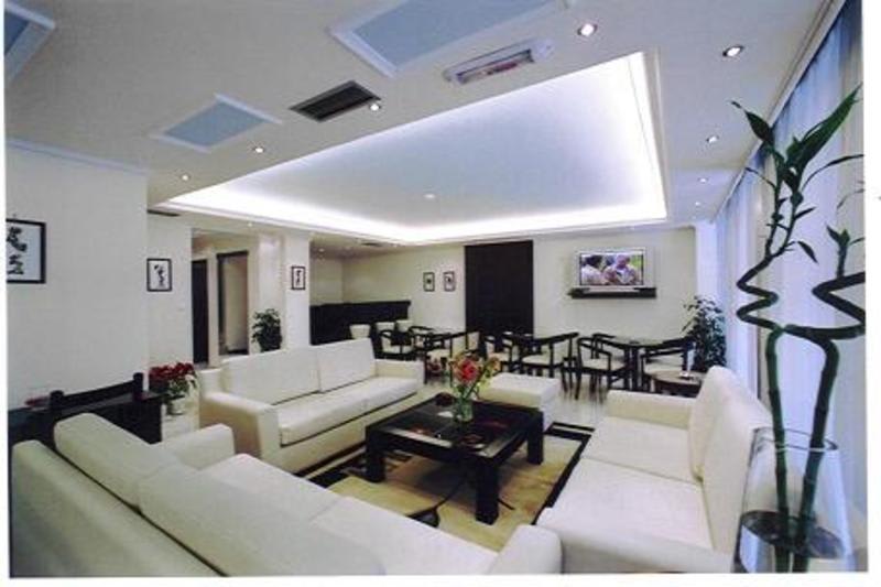 Economy Hotel photo 1