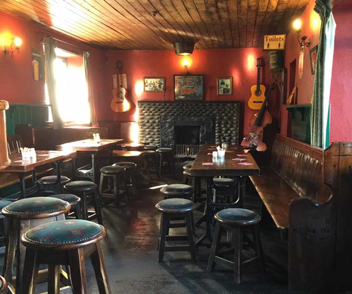 The Valley House Hostel & Bar photo 4