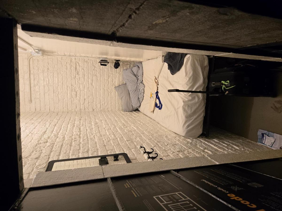 Saintlo Ottawa Jail Hostel photo 6