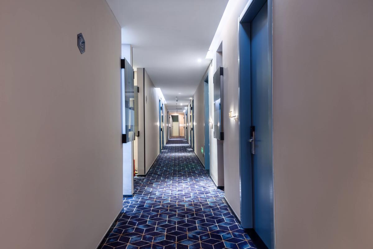 YiBai Hotel Beijing Yuquanlu Branch photo 2
