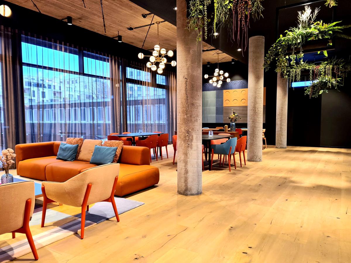Koncept Hotel International photo 4
