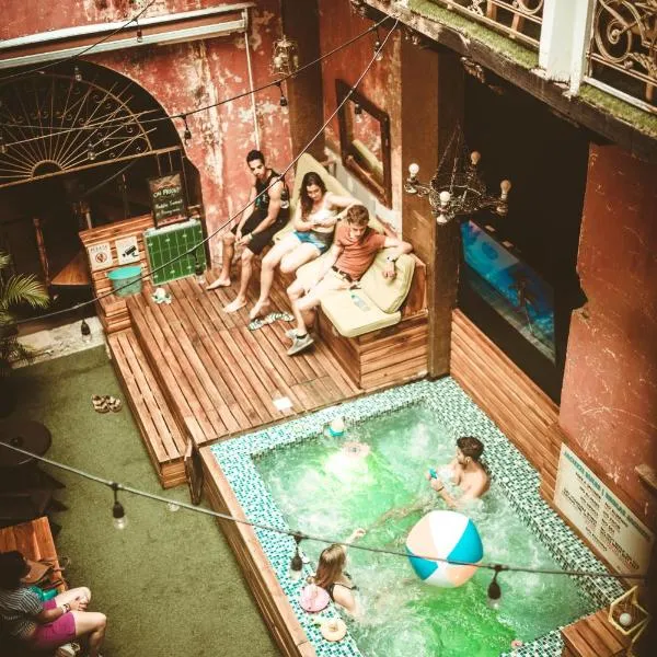The Clock Hostel And Suites photo 5