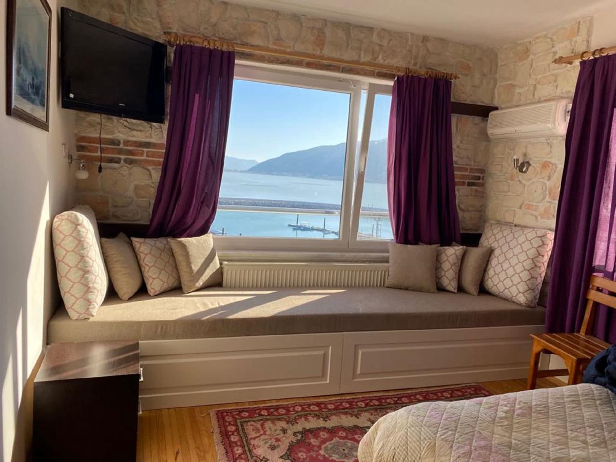 Lale Hostel & Guesthouse photo 1