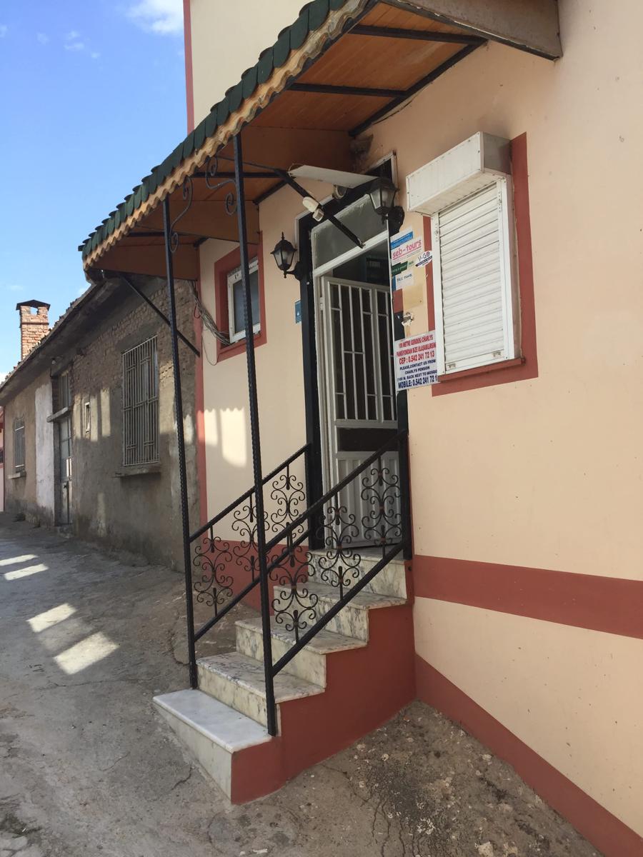 Lale Hostel & Guesthouse photo 3