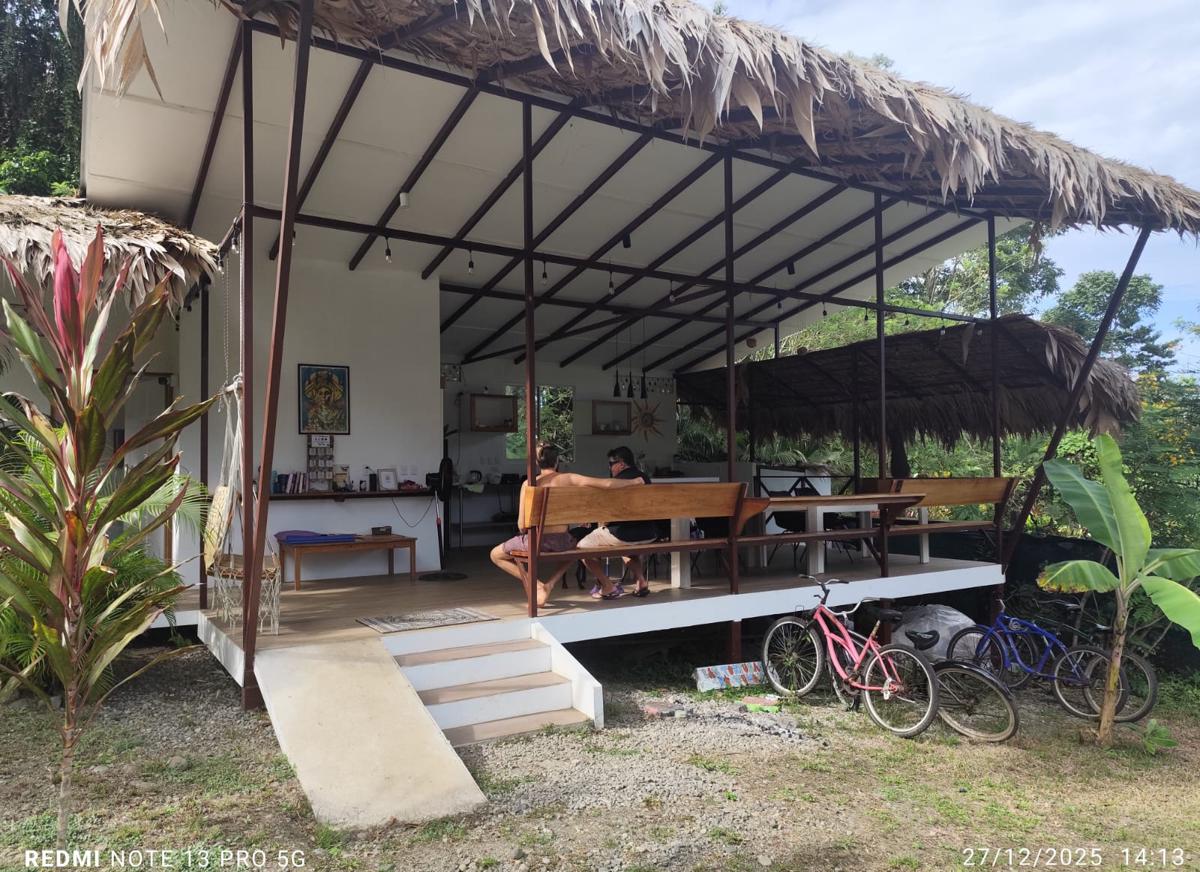 Casitas Cahuita photo 2
