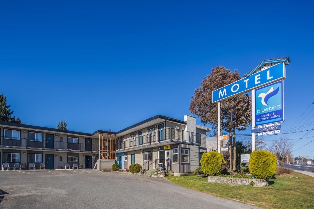 BlueBird Motel photo 1