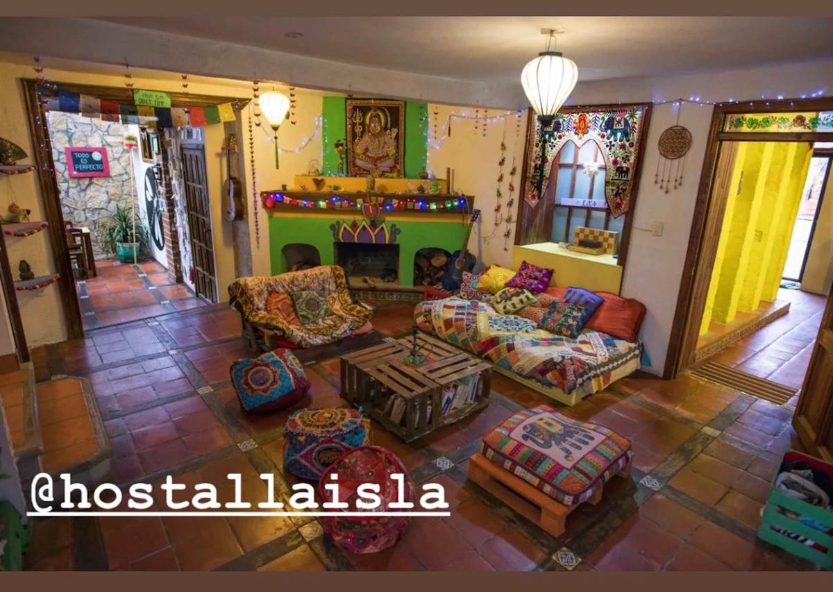Hostal La Isla photo 2