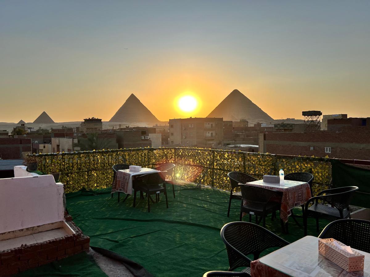 Jana Pyramids View Inn photo 1