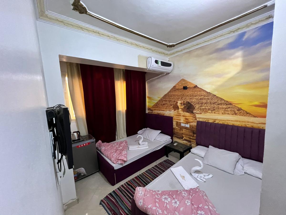 Jana Pyramids View Inn photo 4