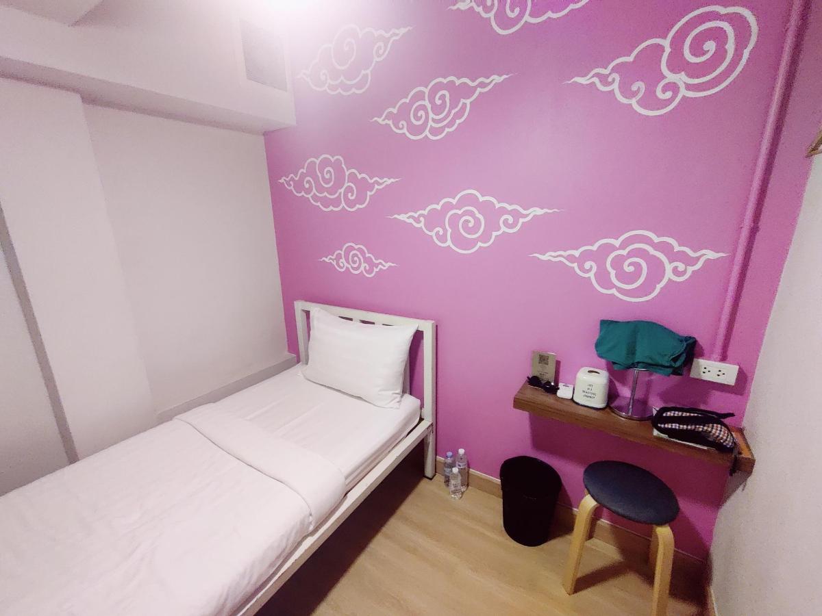 BED Friends Poshtel photo 6