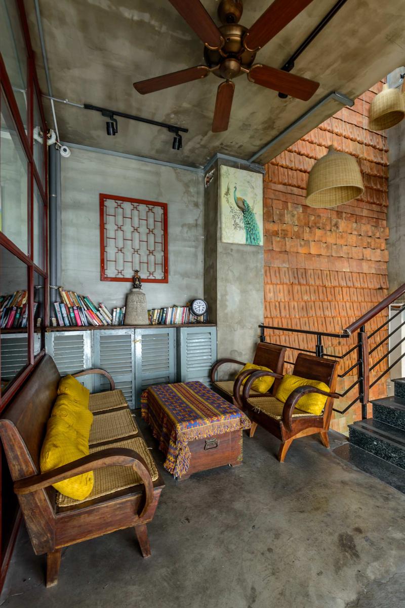 9 Hostel and Bar photo 4
