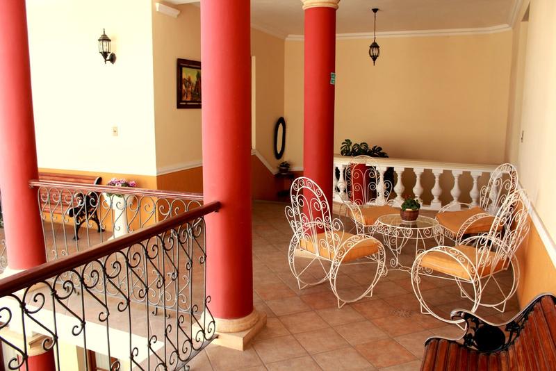 Villa Oropeza Hostel photo 2