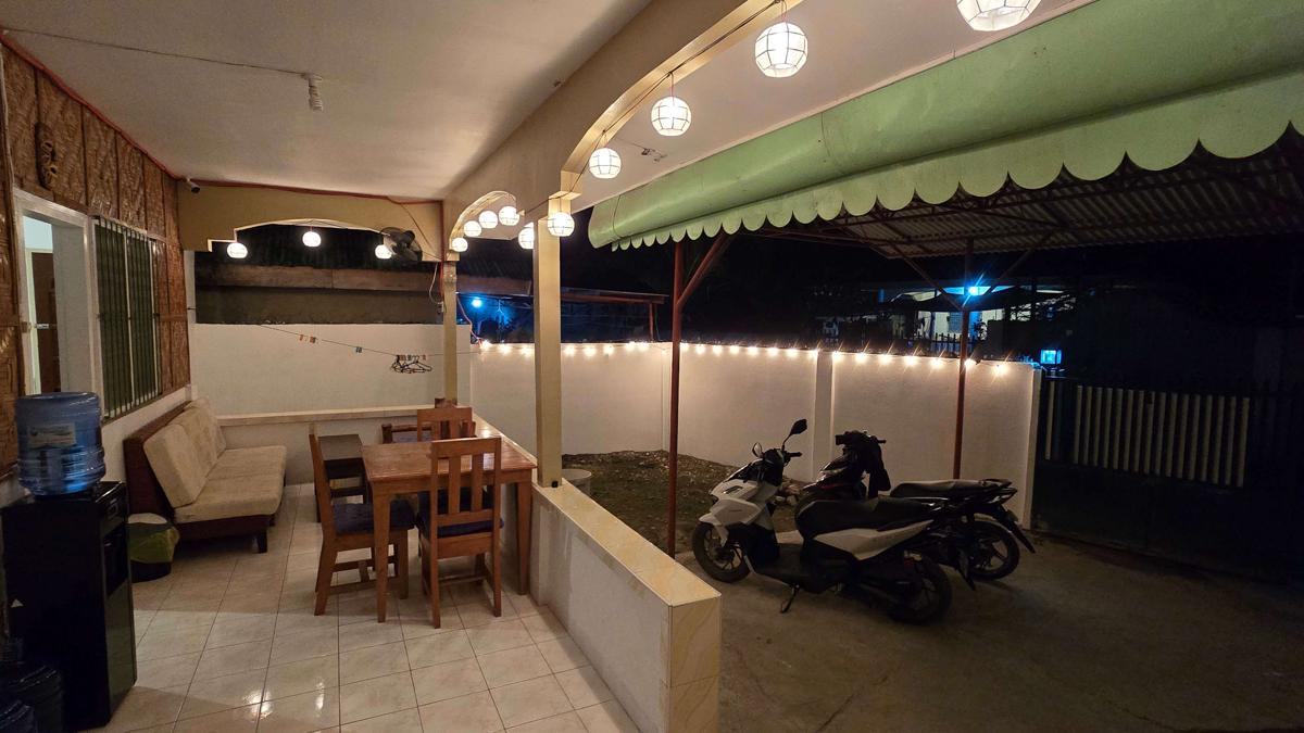 Island Vibes Hostel photo 4
