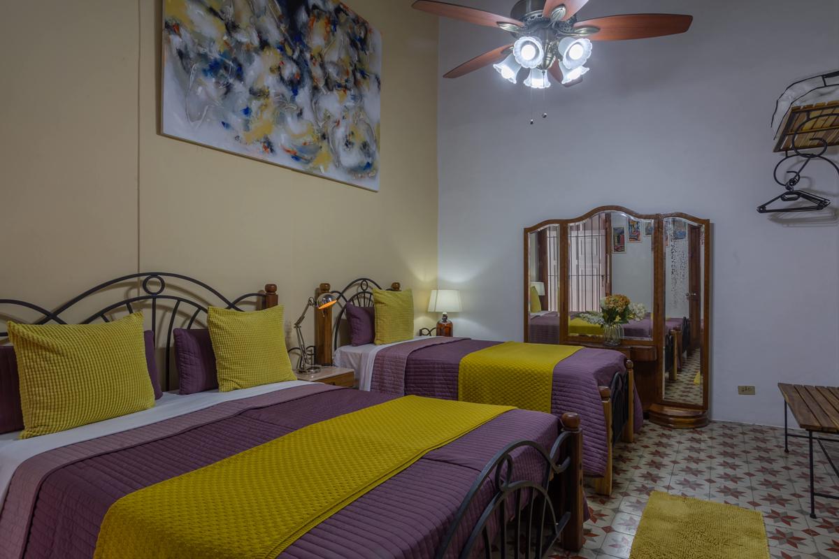 Hostal Virtudes 216 photo 3