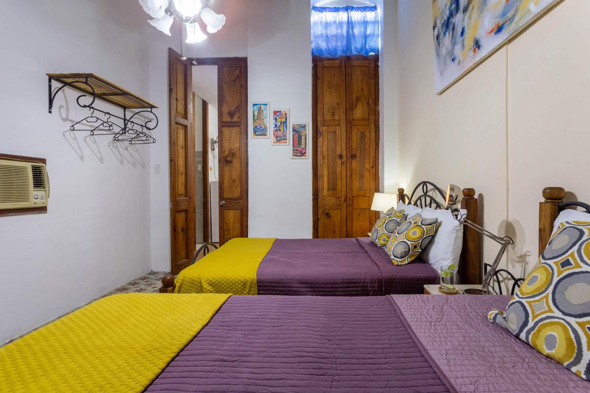 Hostal Virtudes 216 photo 4