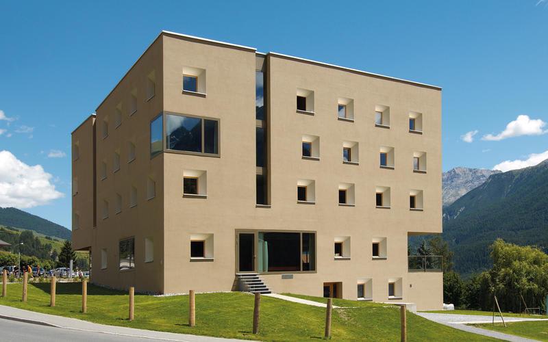 Scuol Youth Hostel photo 3