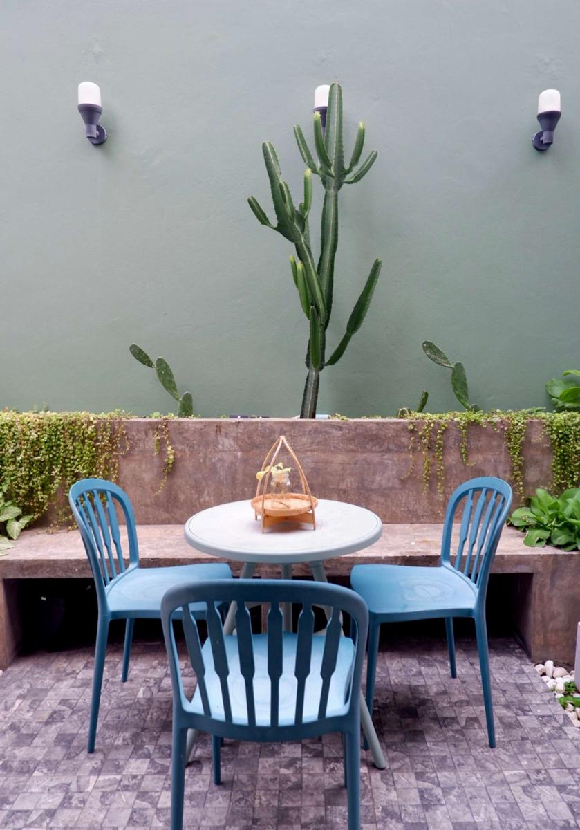 Red Panda Hostel & Cafe photo 4