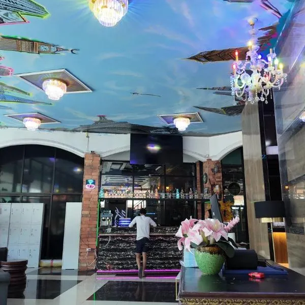 Hangover No1 Hostel Patong photo 5