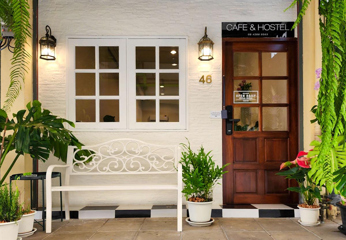 Noir Cafe and Hostel photo 2
