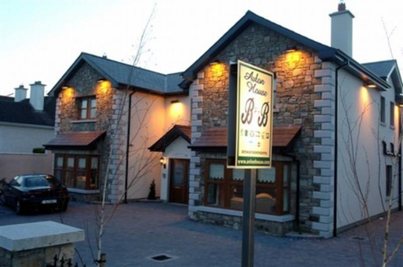 Avlon House Bed and Breakfast photo 2