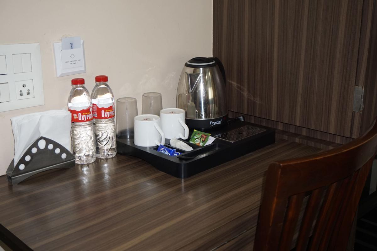 Hotel Yash Executive photo 4