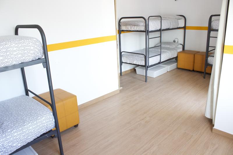 Rich & Poor Hostel Albufeira photo 4