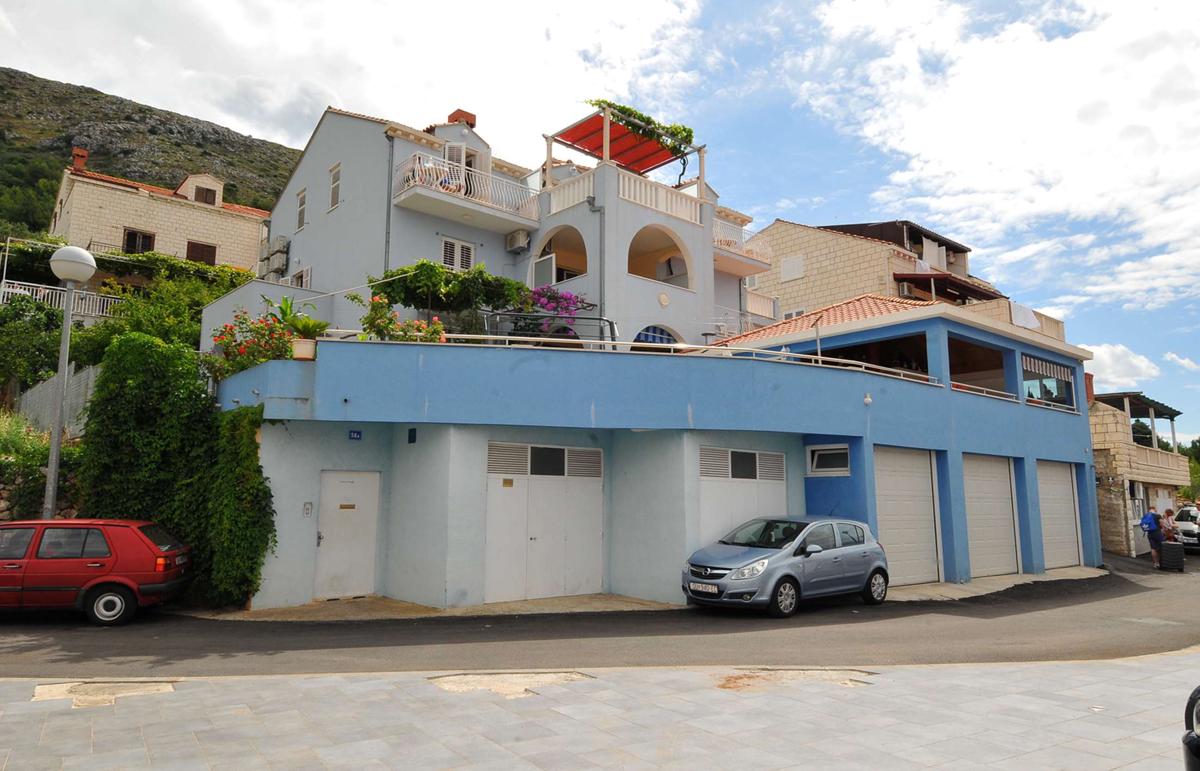 Villa Banana photo 2