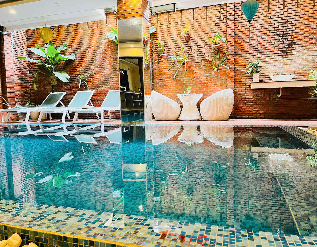 Golden River Hotel photo 3